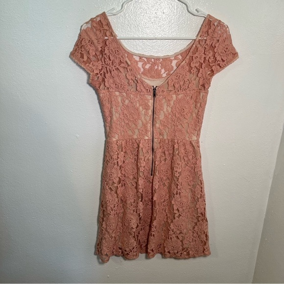 American Eagle Lace Fit & Flare Dress Light Pink - Picture 6 of 11